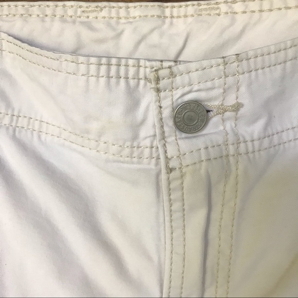 Levi’s Light Khaki 11” Cargo Shorts Size 40 - Picture 2 of 16
